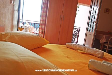 Apartments Centar Makarska photo 4