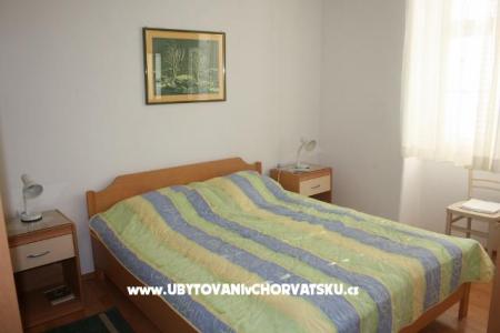 Apartments Marija Makarska photo 2