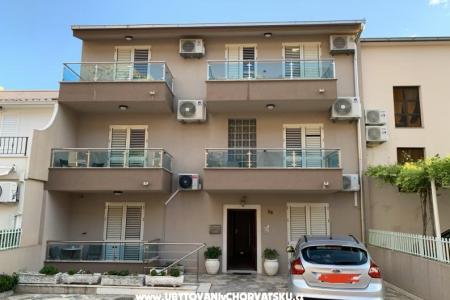 Apartments Tina Makarska Croatia