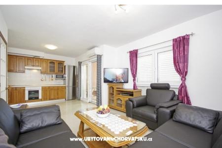 Cezar Apartment photo 4