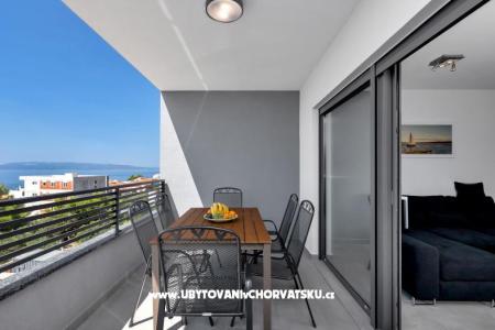 Hot Tub Luxury Apartments + beach p photo 2
