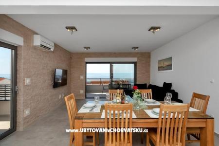 Luxury Apartments + beach parking photo 4