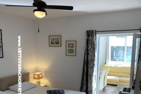 Makarska Beach Apartments photo 2