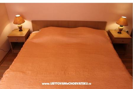 Apartments Kuzmanić photo 4