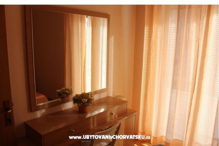 Apartments Kuzmanić photo 5