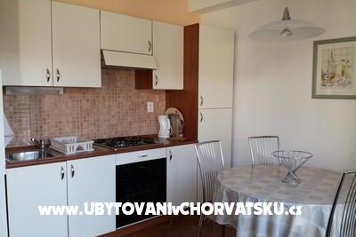 Villa Apartments Sumić photo 4