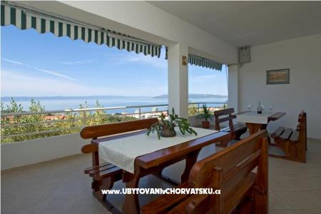 De Lux Apartments-SWIMMING POOL photo 5