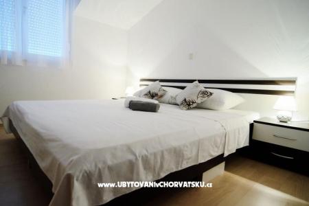 Apartments Darijan photo 2