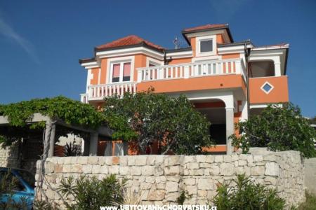 Apartments Lana Marina – Trogir Croatia