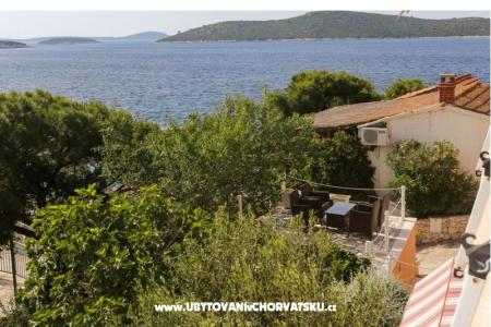 Apartments Mikulić Sevid photo 4