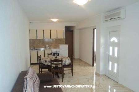 Apartments Vukelja photo 4