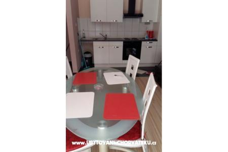 Apartments Martina photo 4