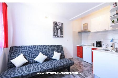 Apartments Sea Star Ivana photo 3