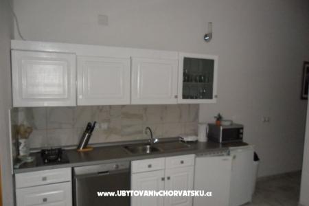 Apartments Maslenica photo 4