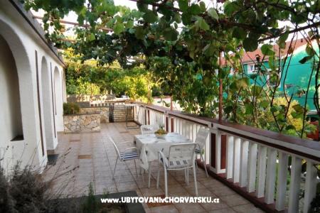 Apartments Florijana photo 4