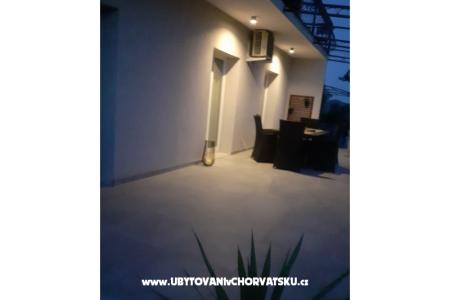 Apartments Lidija photo 2