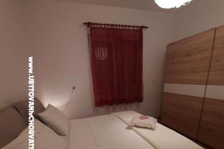 Apartments Lolita photo 5