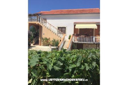 Apartments Paola photo 4