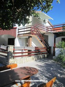 Apartments Roza photo 2