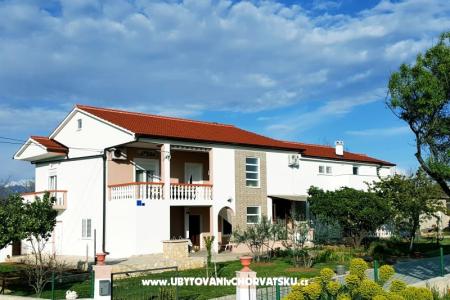 Apartments Tomislav VRSI-NIN Nin - Zadar Croatia