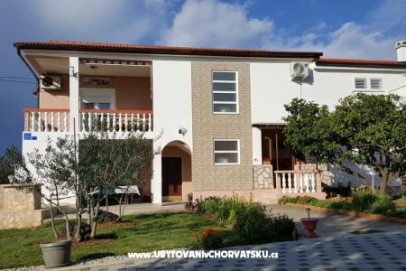 Apartments Tomislav VRSI-NIN photo 2
