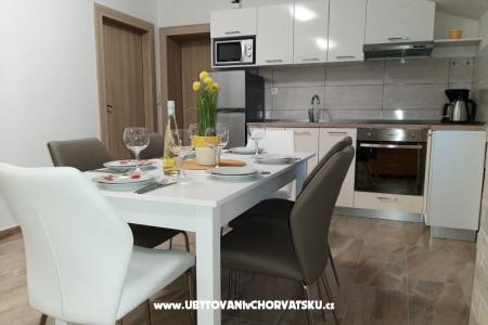 Apartments Tomislav VRSI-NIN photo 5
