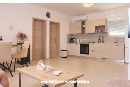 Holiday Home POMALO photo 3