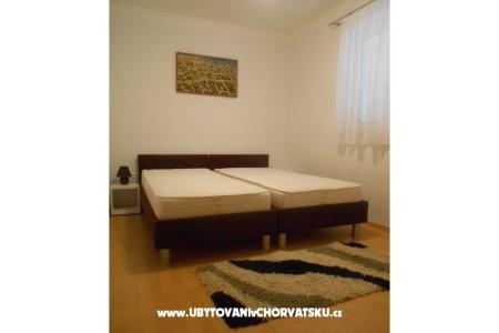 Oasis Apartments photo 5