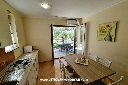 Apartments Ostrea photo 2