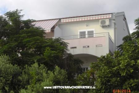 Apartments Tomi photo 2