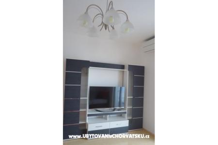 Apartments Tomi photo 4