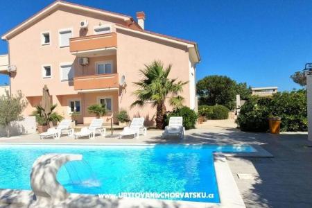 Apartments Zeneral Novalja - Pag Croatia