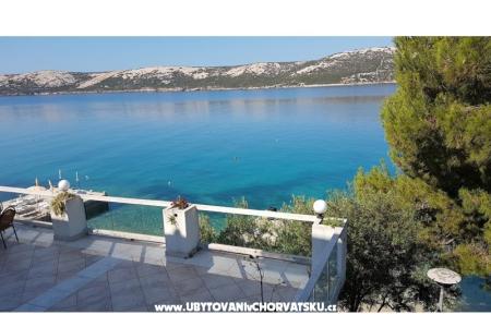 Ariela on the beach photo 4