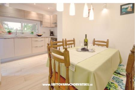 Apartments Mirjana photo 5