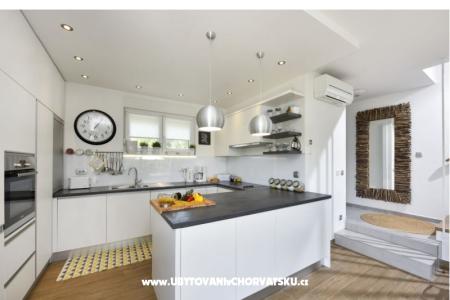 Villa Mirta ZadarVillas photo 3