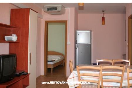 Apartments Mikulj photo 4
