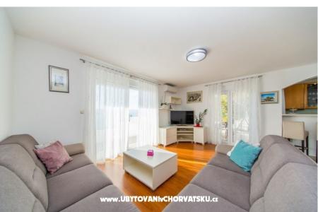 Apartments  LUNI photo 4