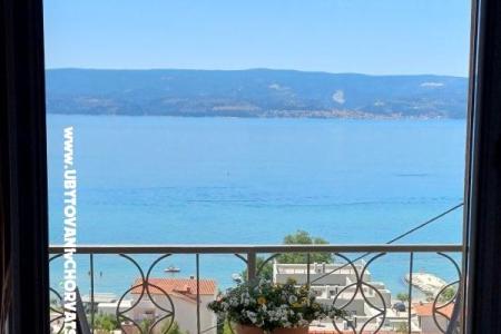 Apartments Beti Omis Croatia