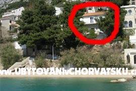 Apartments Darka on the beach Omis Croatia