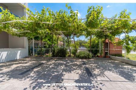 Apartments Felis photo 3