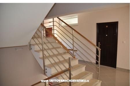 Apartments Gala photo 3