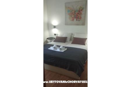 Apartments Kujundžić photo 4