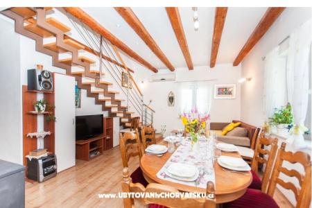 Apartments Lučič photo 2