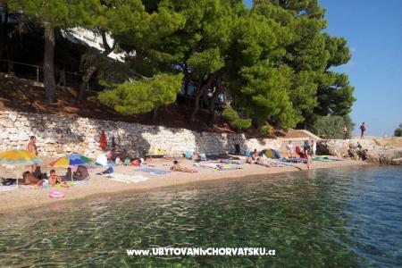 Apartments Marija i Martin (2. kat) photo 5