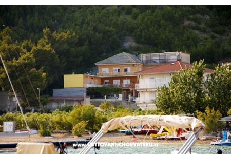 Apartments Mikulić Omis Croatia