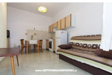 Apartments Mikulić photo 2