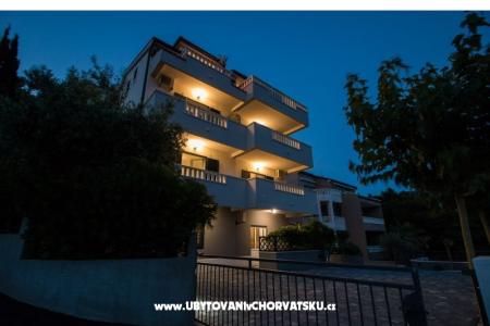 Apartments Mira photo 4