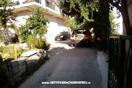 Apartments Naomi Marija Omis Croatia