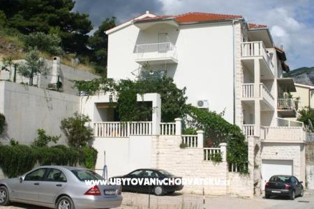 Apartments Tonka Omiš Croatia