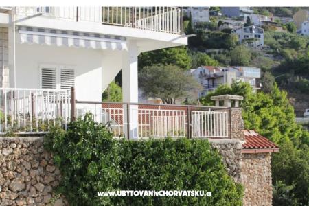 Apartments Visnjica Omiš Croatia